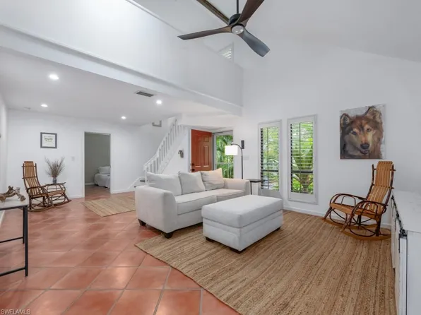1271 Solana RD #E4, NAPLES, FL 34103