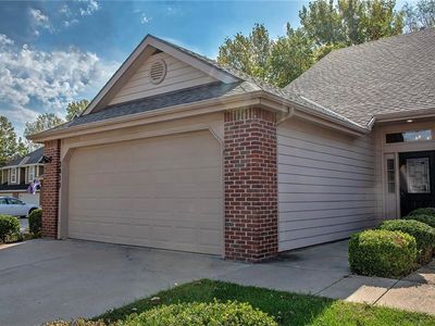 3413 Sweet Grass Ct, Lawrence, KS, 66049