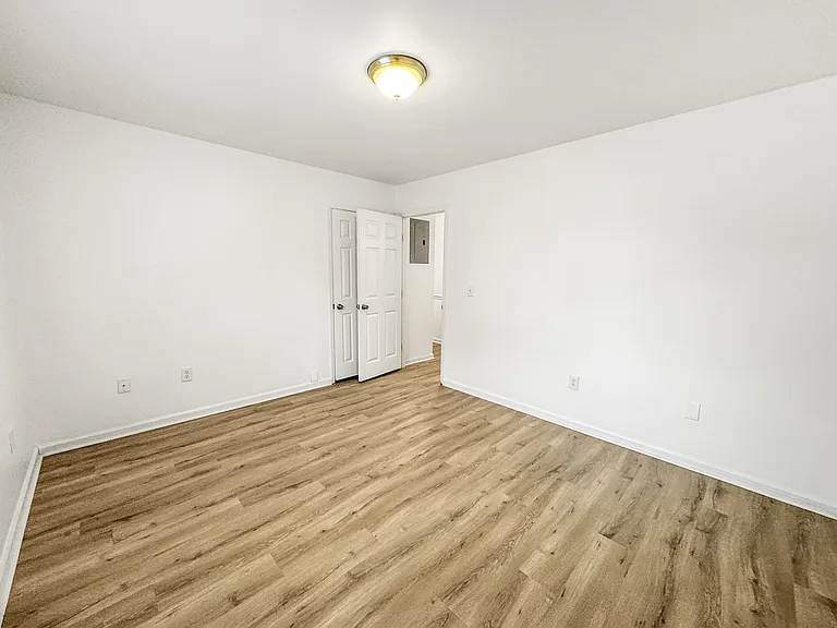 105 Browning Ln — Photo 14