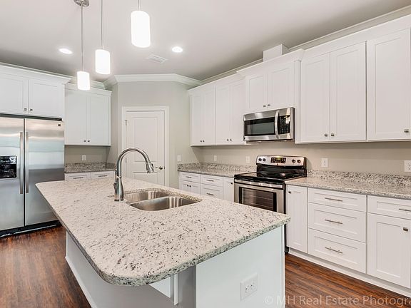 3rd image of 9126 Eagle Nest Dr