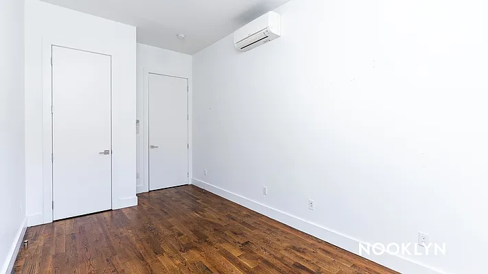 Rented by Nooklyn NYC LLC | media 12