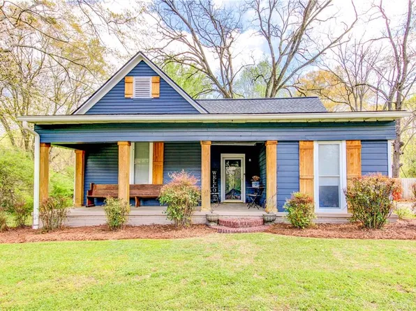 226 Mill St, Bowdon, GA 30108