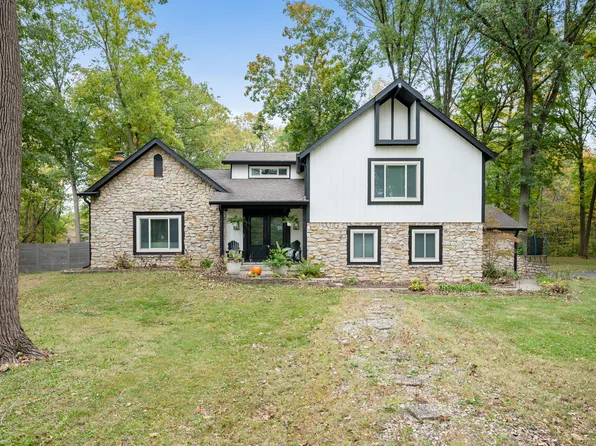 1108 Foxglove Ct, Zionsville, IN 46077