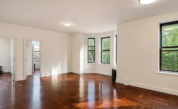 4 bed, 1500 sqft, $2,450 — Photo 3