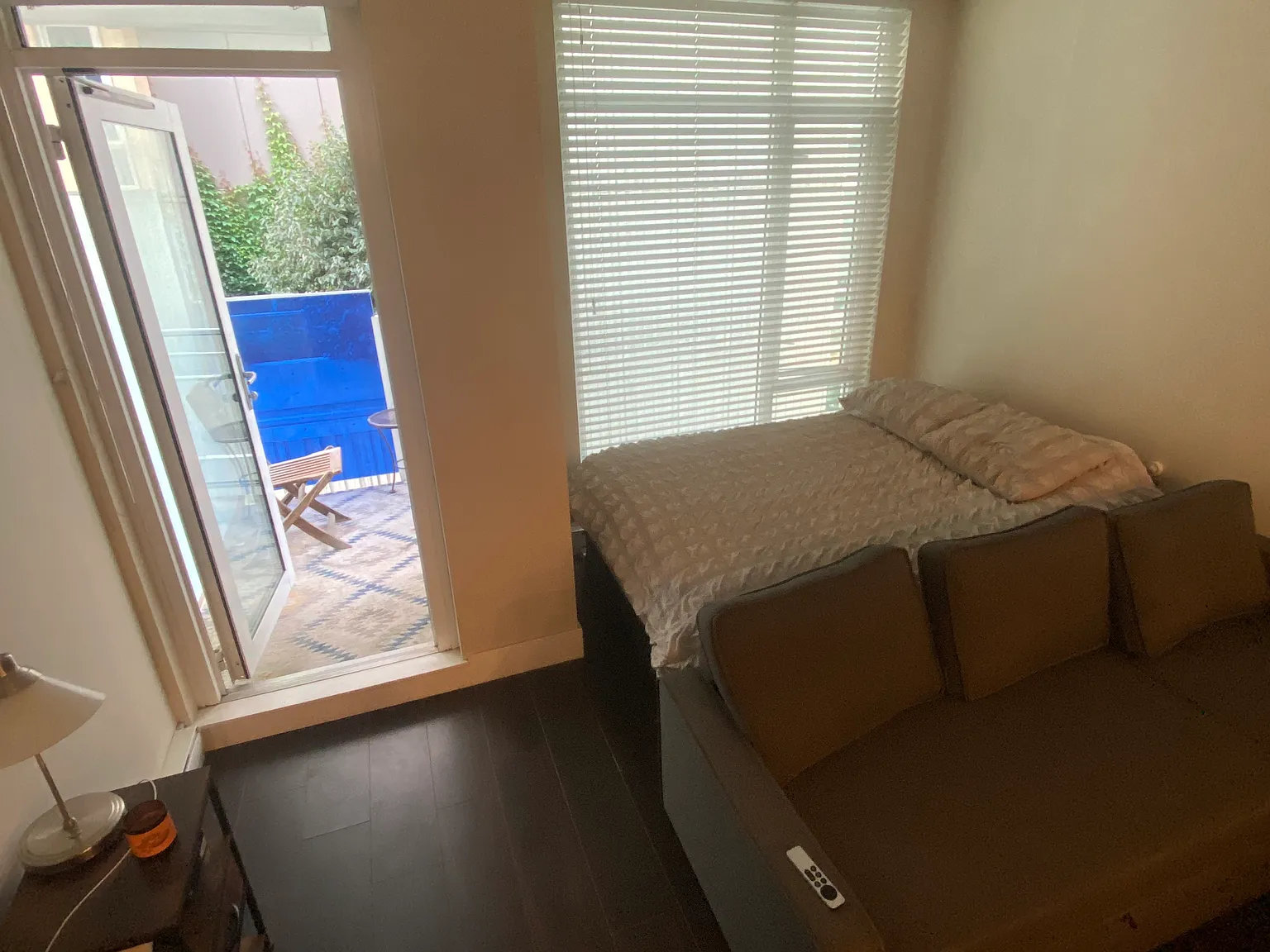 Studio, 400 sqft, $1,725 — Photo 3