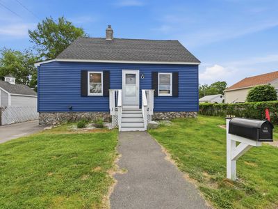 27 Fairview Street, Manchester, NH, 03102