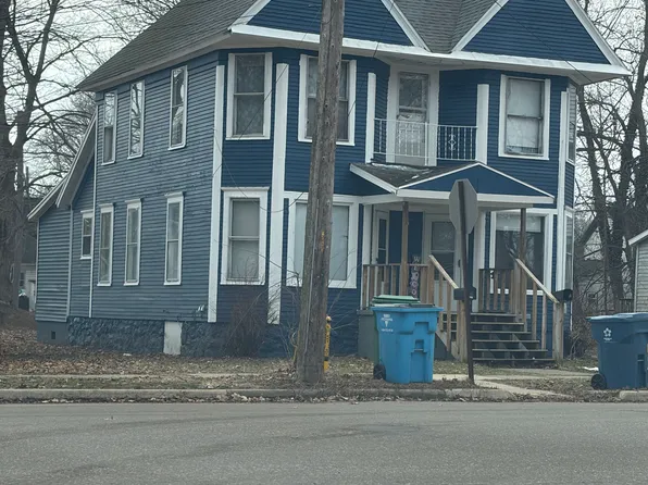 109 Pokagon St #1, Dowagiac, MI 49047