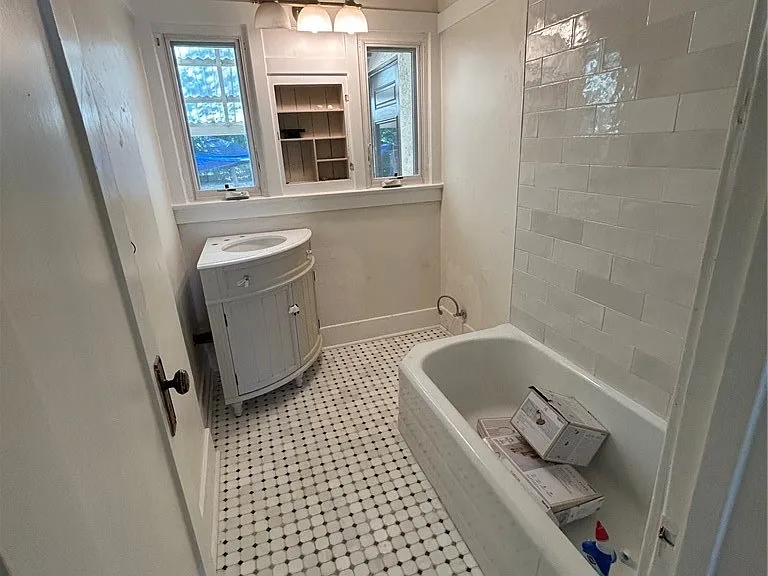 3045 Cedar St — Photo 3