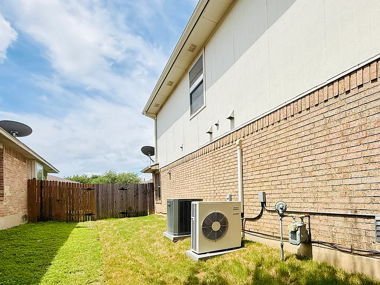 Side yard