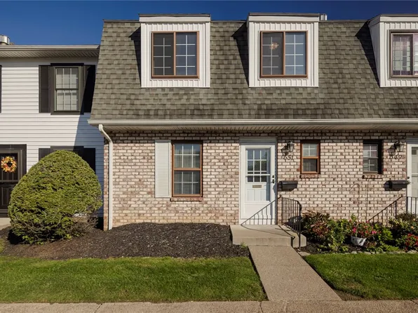 651 French Rd, Rochester, NY 14618