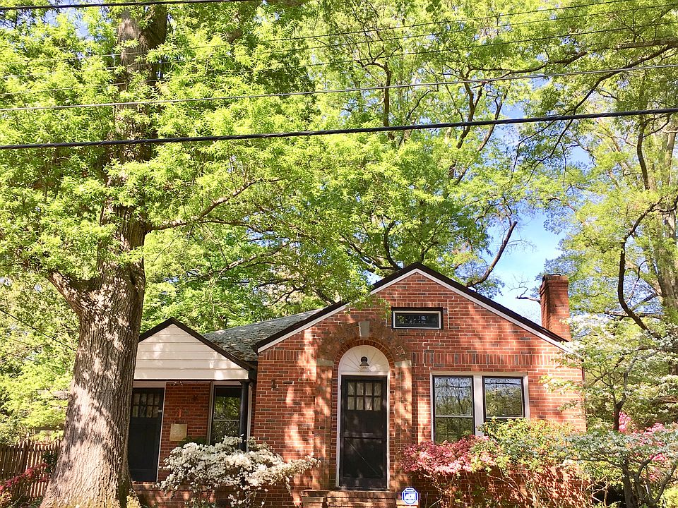1011 Carolina Avenue