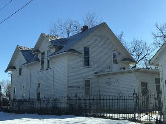 2nd image of 502 3rd Ave