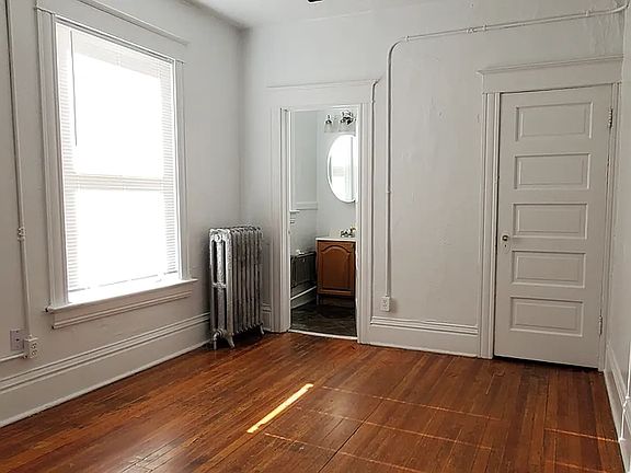 5th image of 1642 N Ogden St APT 6