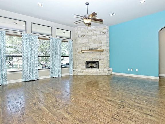 2nd image of 109 Kendra Dr
