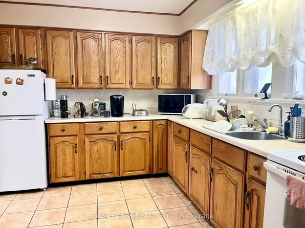 230 Woodchoppers Ln, King, ON L7B 0L7