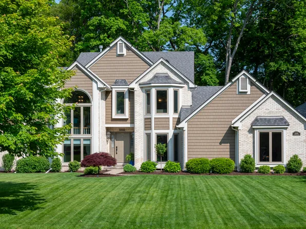 53585 Oakview Dr, Shelby Township, MI 48315