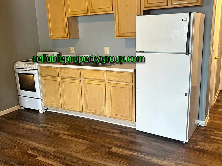 805 N Washington St #7 — Photo 3