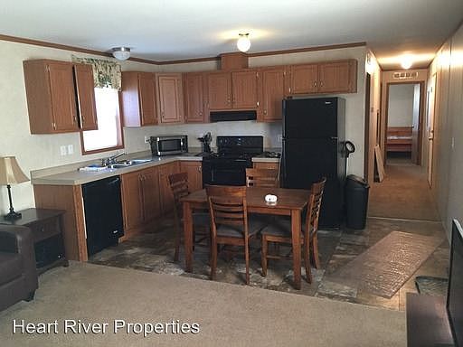 2nd image of 204 3rd Ave SW