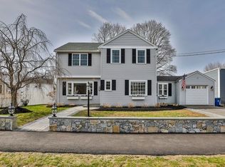 44 Forrester Rd, Wakefield, MA 01880