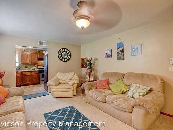 5th image of 2408 SW 31st St