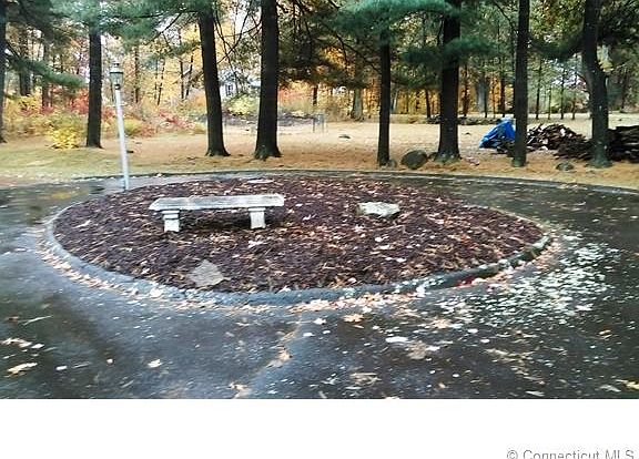4th image of 1474 Stafford Ave