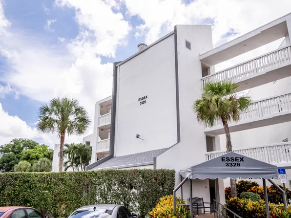 3326 Arcara Way #104, Lake Worth, FL 33467