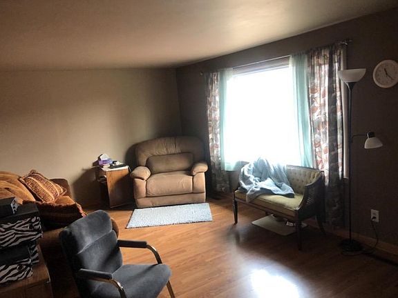 3rd image of 2618 S Adams Ave