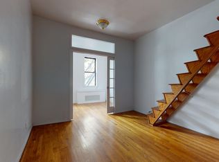 538 W 47th St APT 1B, New York, NY 10036