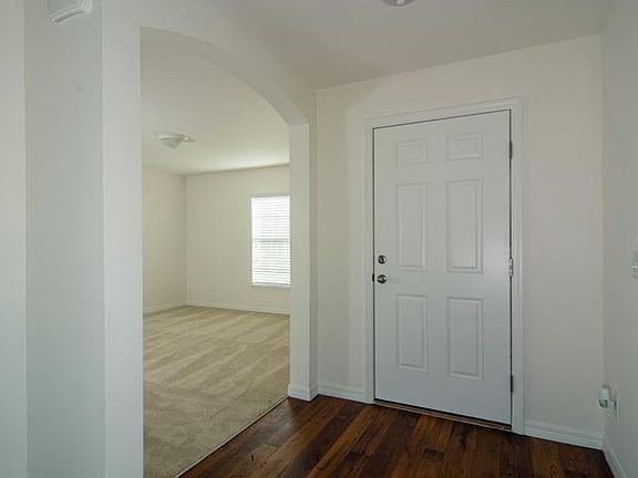 4th image of 231 Pheasant Dr