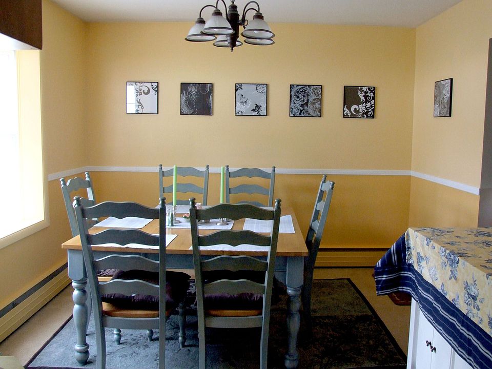 Dining Room 1