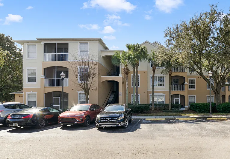 6214 Stevenson Dr #304 — Photo 1