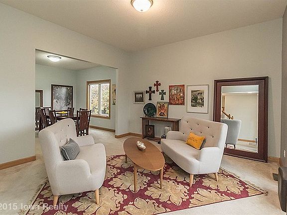 2nd image of 9413 Catalina Cir