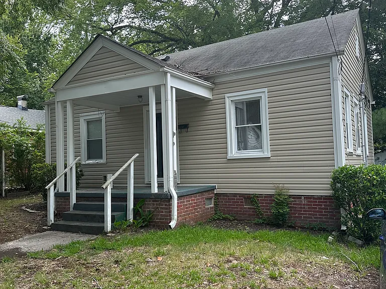 113 N Summit St — Photo 1