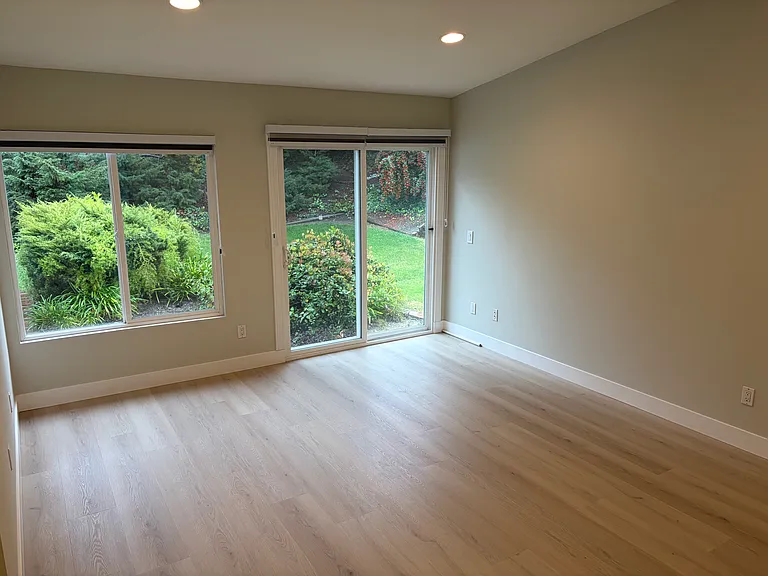 2320 Fallen Dr — Photo 8