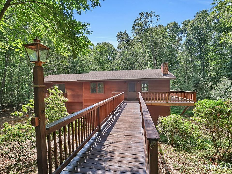 1st image of 33 Quiet Woods Road