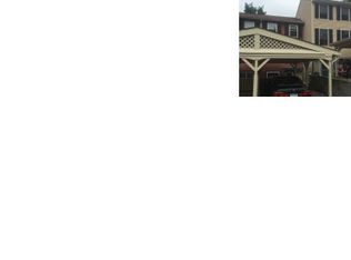 100 Rising Trail Dr, Middletown, CT 06457