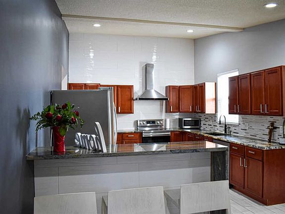 5th image of 6235 Muirfield Ct