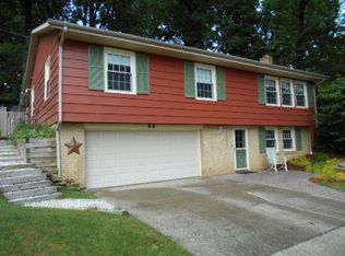 51 Applewood Valley Dr, Clarion, PA 16214