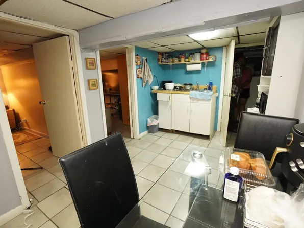 6910 Jackson Street image 23 of 34