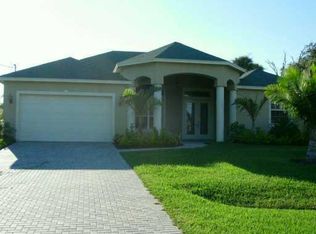 1662 SW Ivy St, Port Saint Lucie, FL 34953