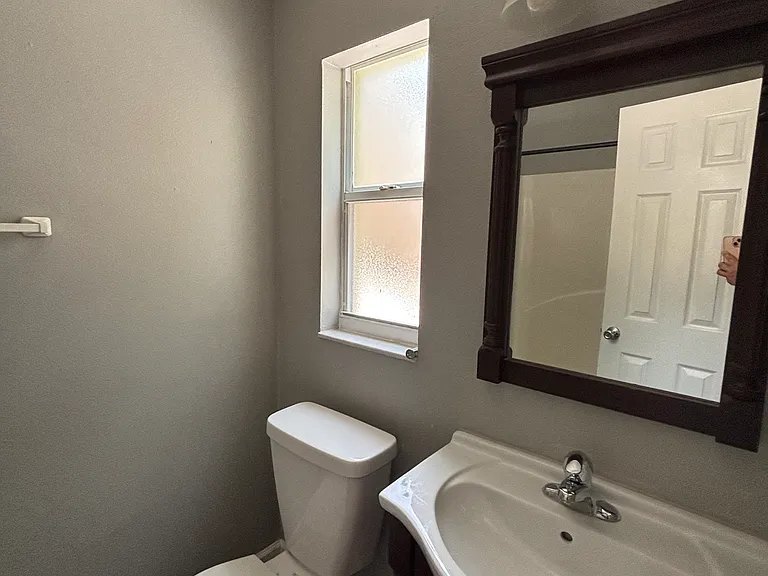 309 6th St E #309 — Photo 11