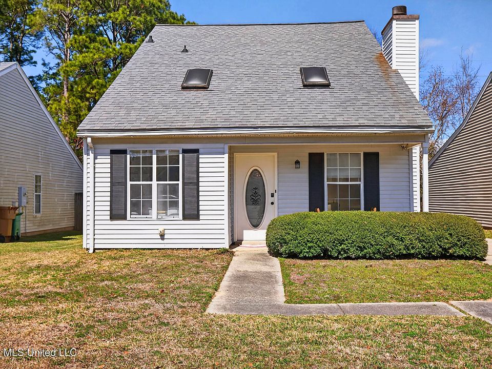 1st image of 1728 James Buchanan Dr