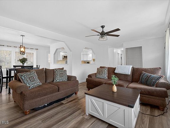 4th image of 5927 Johnston Road