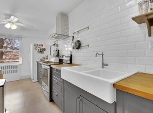 80 Cartright St #2F, Bridgeport, CT 06610