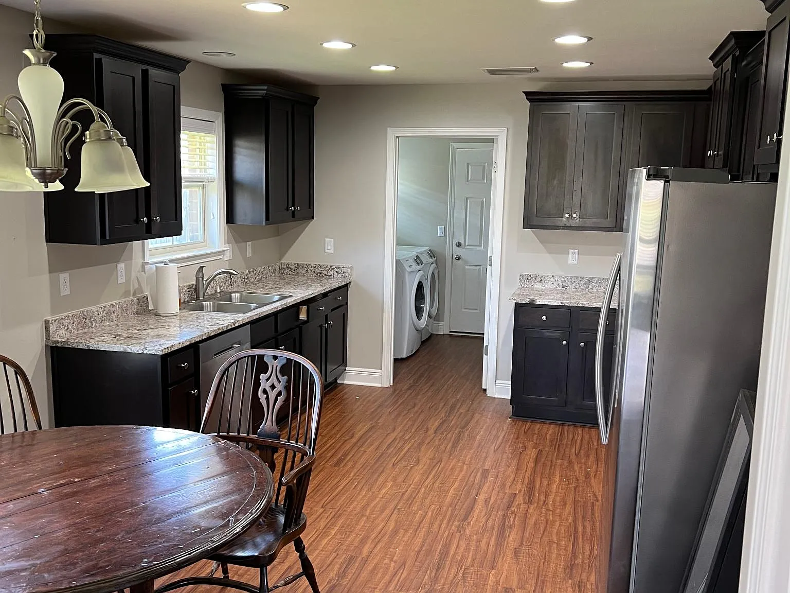 3 bed, 1610 sqft, $2,000 — Photo 2