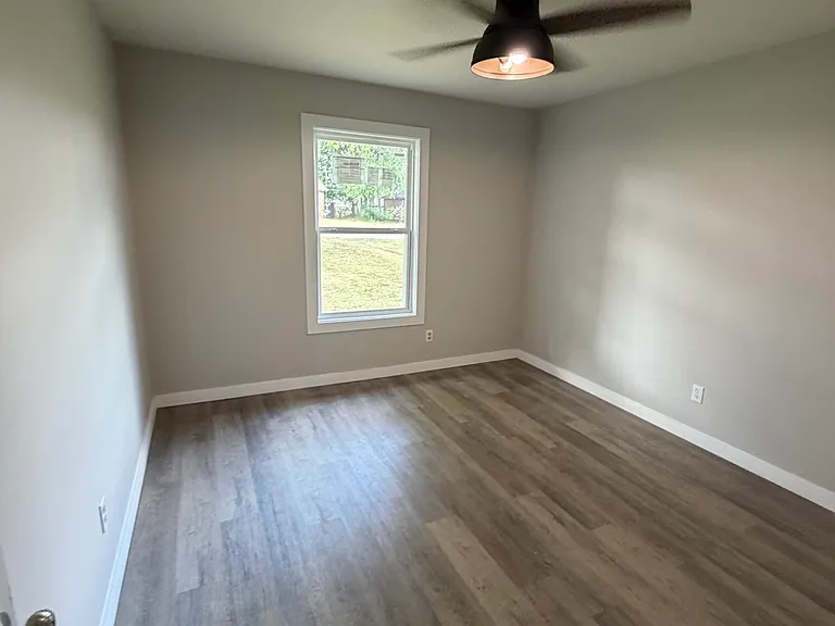 103 Briarfield Cv — Photo 10