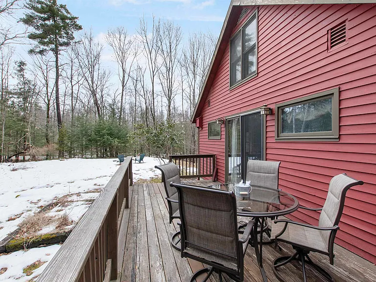 242 High Haith Rd — Photo 2