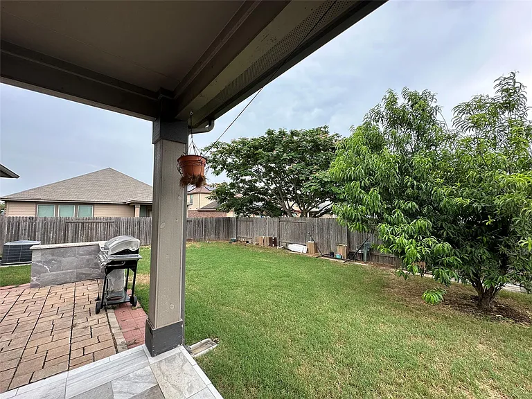 1248 Hyde Park Dr — Photo 24