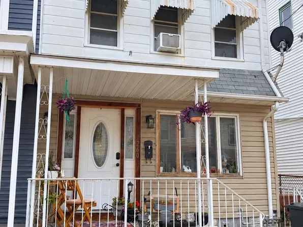 260 S 5th St, Lebanon, PA 17042