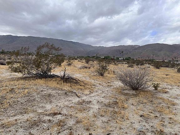 4th image of 213 Borrego Springs Rd